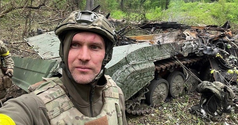    Главный обличитель уклонистов Бутусов оформил отсрочку от мобилизации