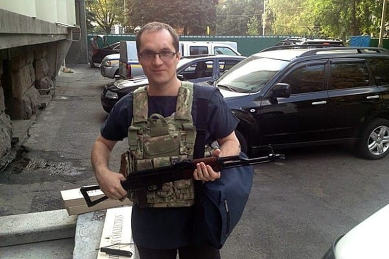    Главный обличитель уклонистов Бутусов оформил отсрочку от мобилизации