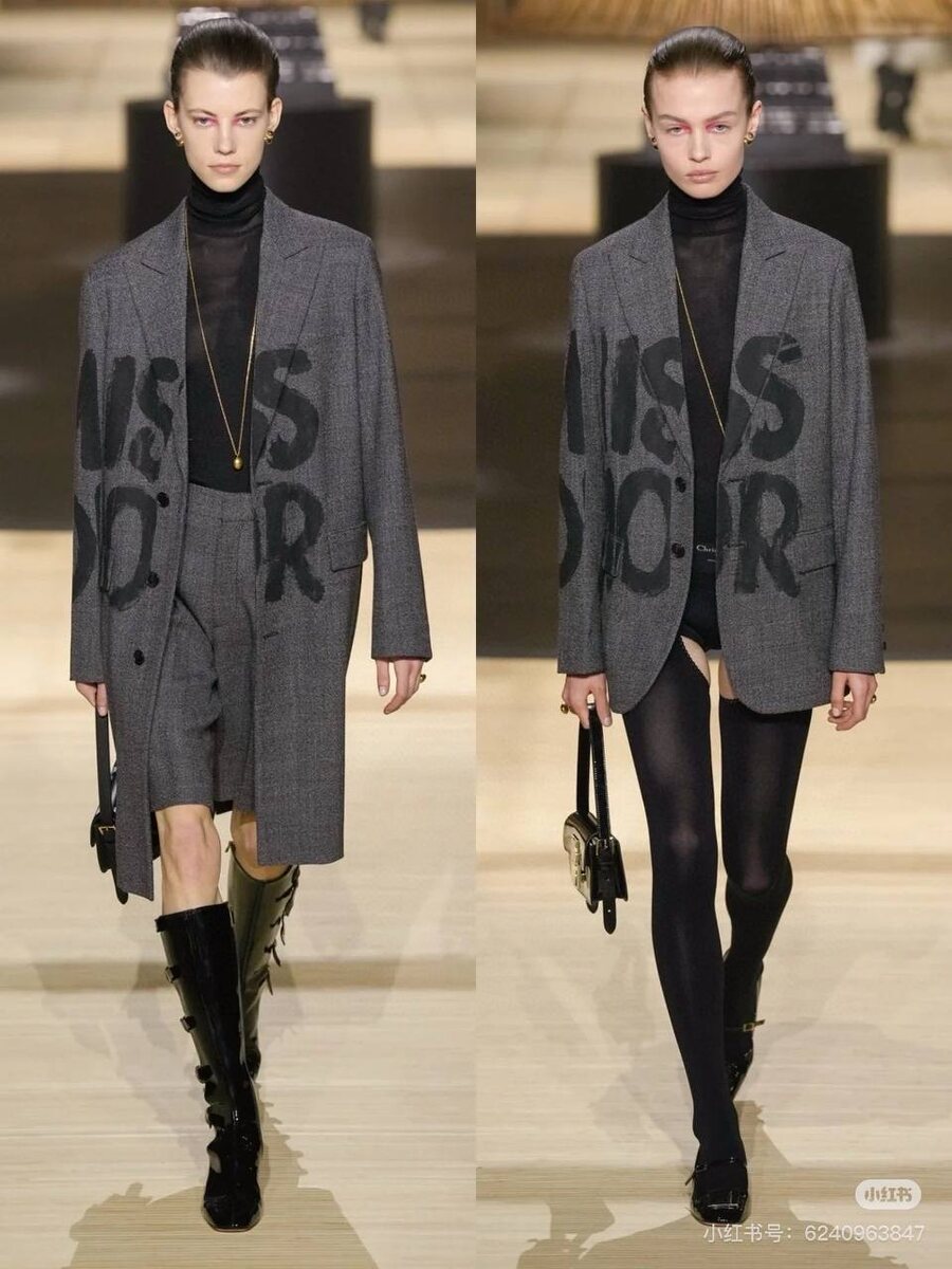 Костюм с показа Dior