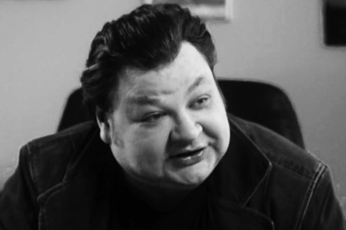    Скоропостижно скончался в 57 лет актер комедии «День выборов» Александр Голубев