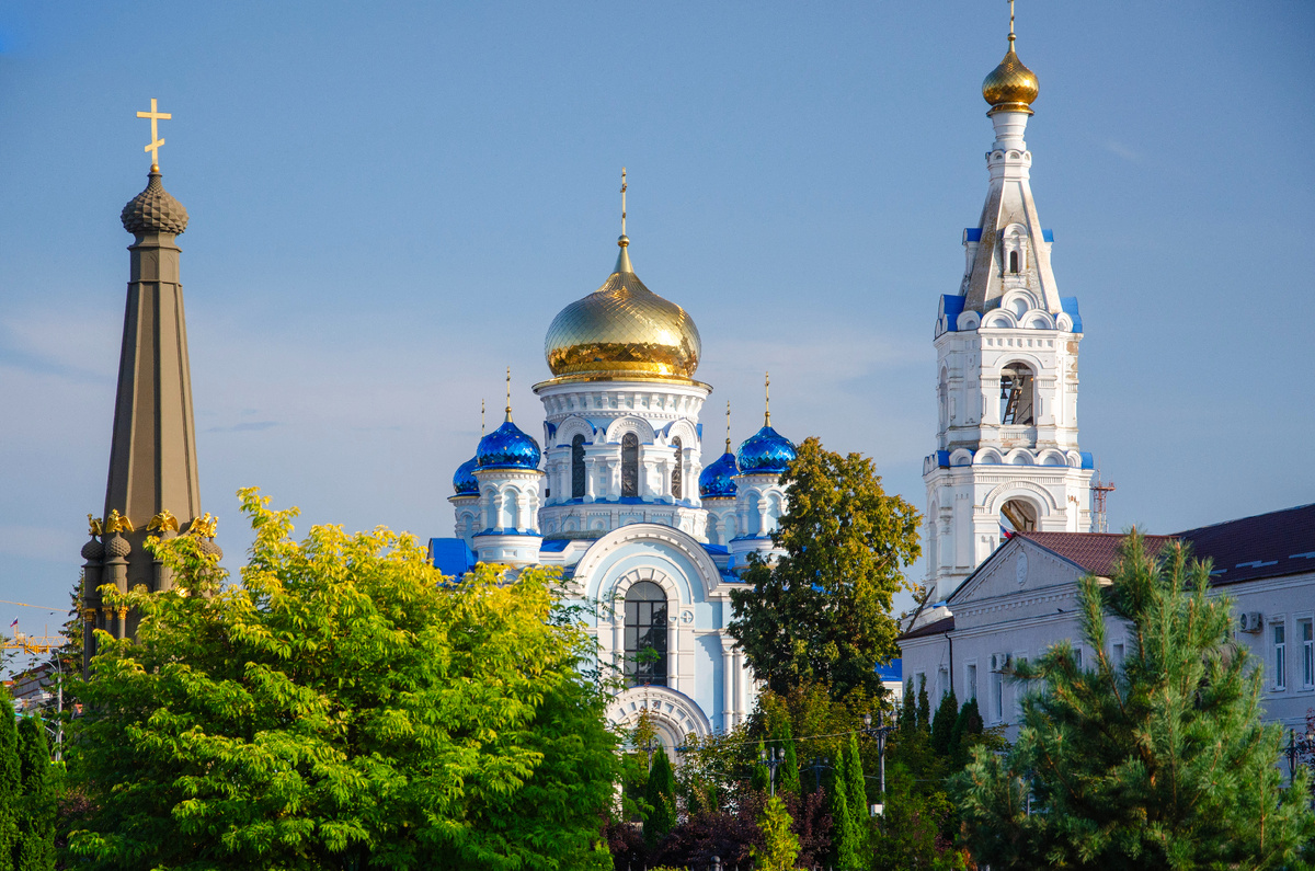 Успенский собор и мемориал Отечесвтенной войны 1812 года
