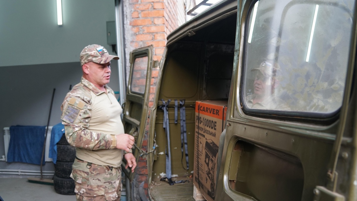  📷    Бузулучане передали бойцам СВО дизельный генератор и квадрокоптер Кристина Просвиркина