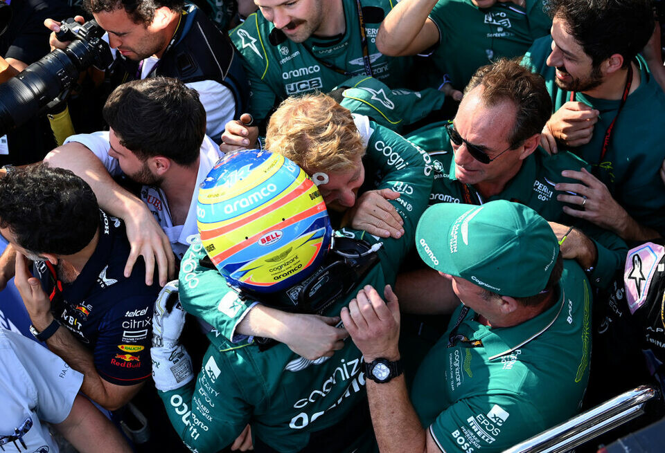    «Третий титул в 45 лет!» Чандок мечтает о чемпионстве Алонсо в 2026 годуAston Martin