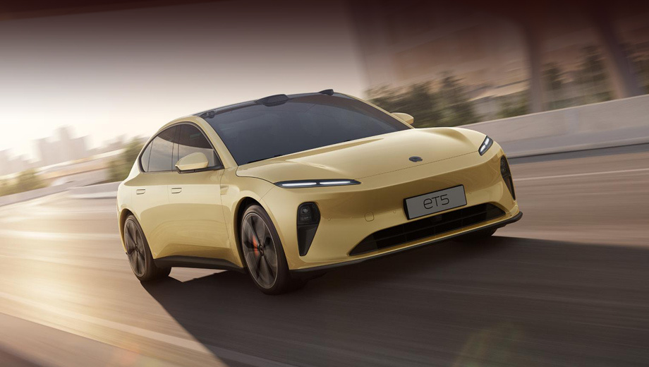 NIO ET5