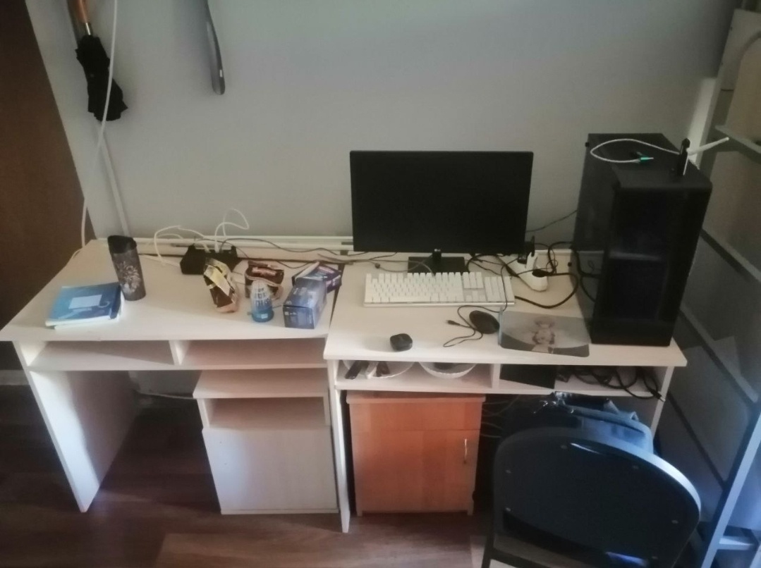 Столы ребенка.