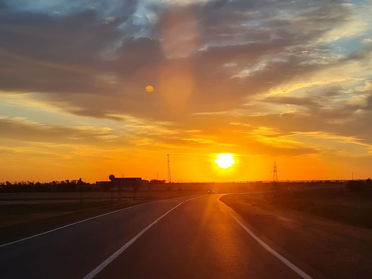 Рассвет по дороге до Элисты!