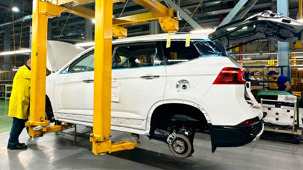 Новый автомобиль нашей отечественной сборки