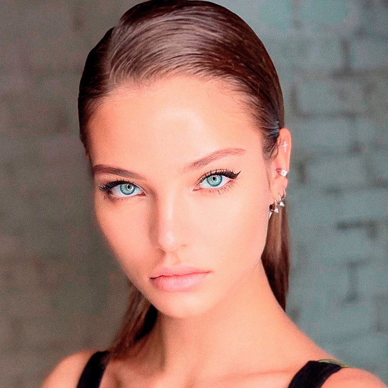 Алеся Кафельникова