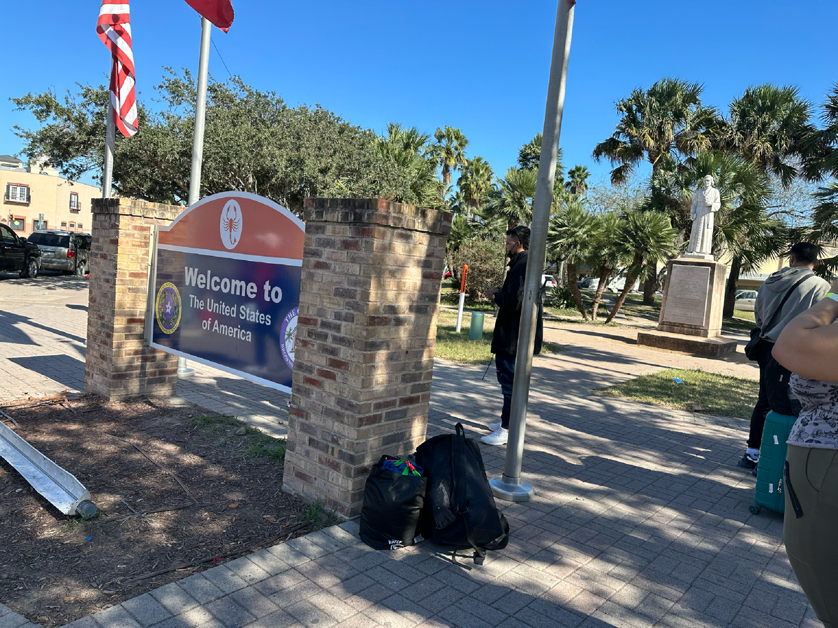 Браунсвилл, Техас, США (заветная вывеска, с которой делают фото абсолютно все)