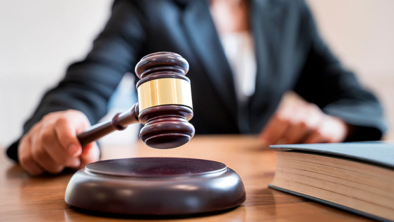    WP: Европейский суд нанес "многомиллиардные удары" по Apple и Google Сергей Бунеев