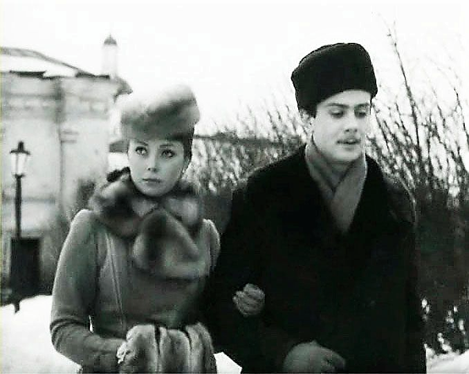 «Шу́точка», 1966. Режиссёры Андрей Смирнов, Борис Яшин. Нонна Терентьева – Наденька (Надежда Петровна), возлюбленная А. П. Никита Михалков – А. П., повествователь в молодости