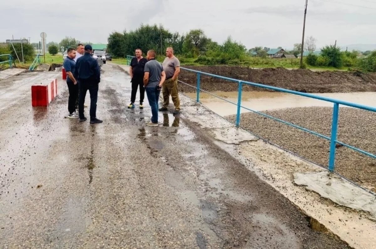    В Приморье у села Соколовка построят временный мост взамен разрушенного