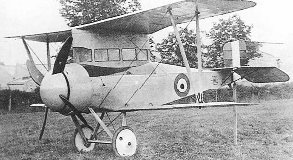 Sage Type 2 Масса взлетная -704 кг. Двигатель Gnome Monosoupape -100 л.с. Максимальная скорость - 180 км\ч. Крейсерская скорость -165 км\ч. Экипаж - 2 чел.  Вооружение:	 один 7.7-мм пулемет Vickers, у наблюдателя.