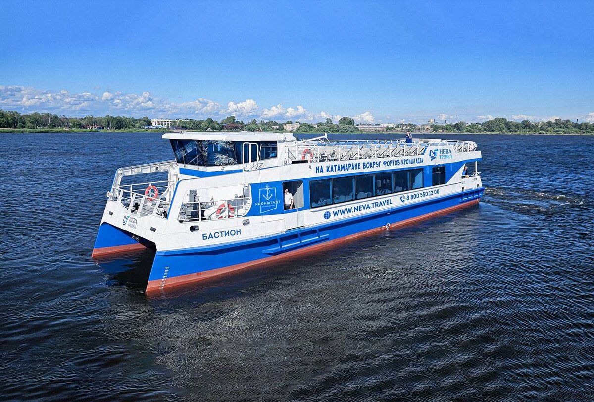 Построенный корабелами ОСК катамаран проекта 04710 "Соммерс" вышел на линию