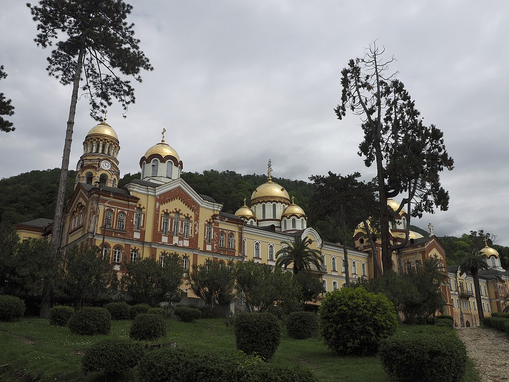 Фото: Ново-Афонский монастырь_wikimedia