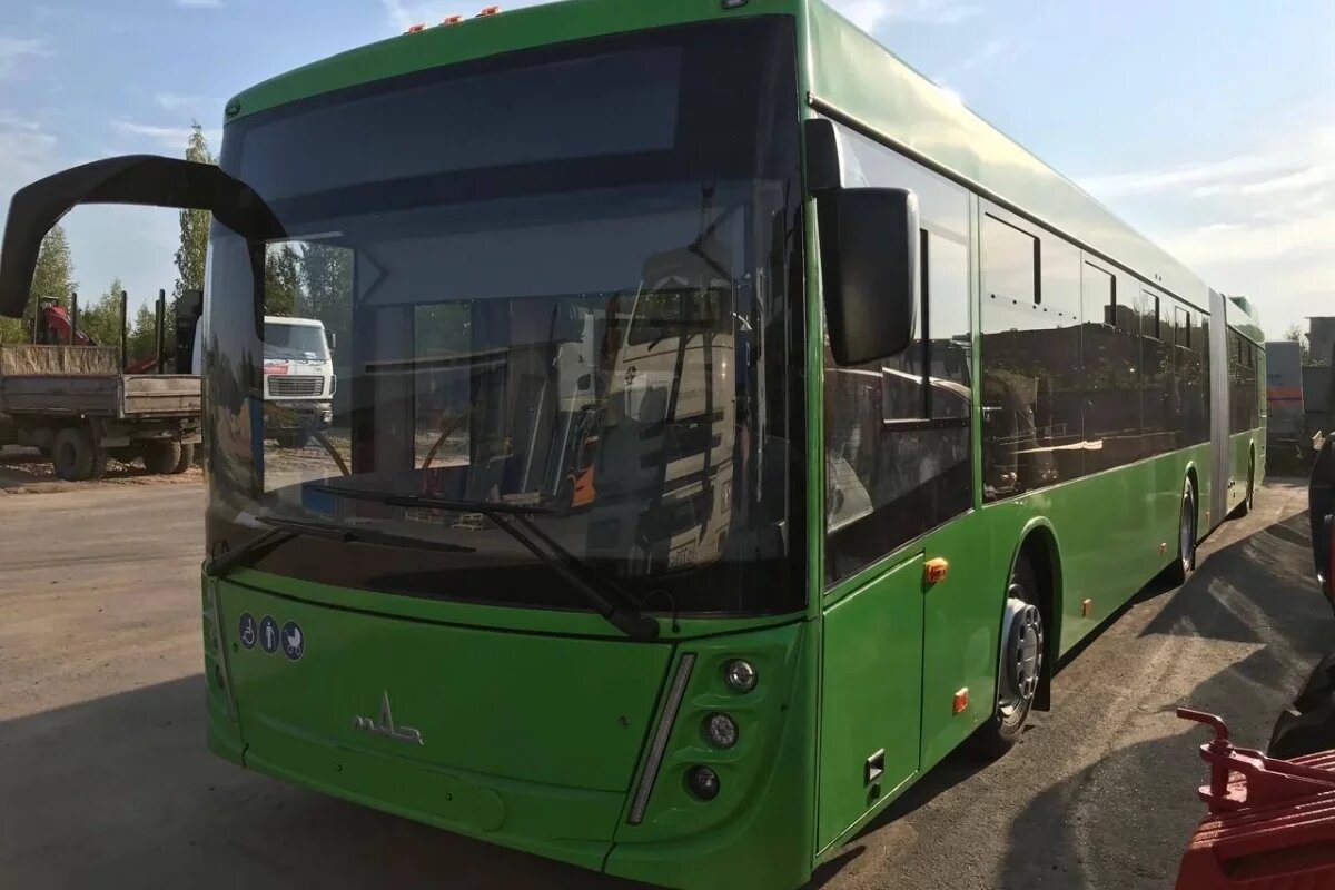    Более 300 новых автобусов вышли на улицы Псковской области с 2020 года