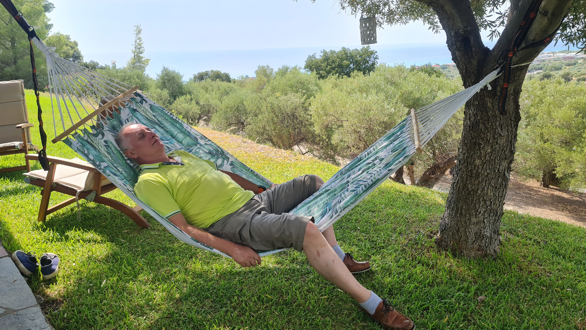 Шеф работает.