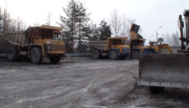 Фото читателя "Наталья и Борис Медведевы (Ботаева)". Небольшой ремонт и снова в работу.