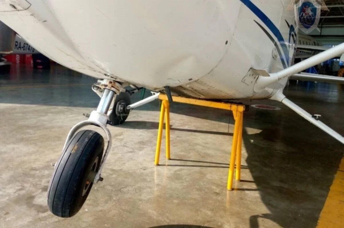    В Бугульме учебный самолёт при посадке выкатился за пределы полосы