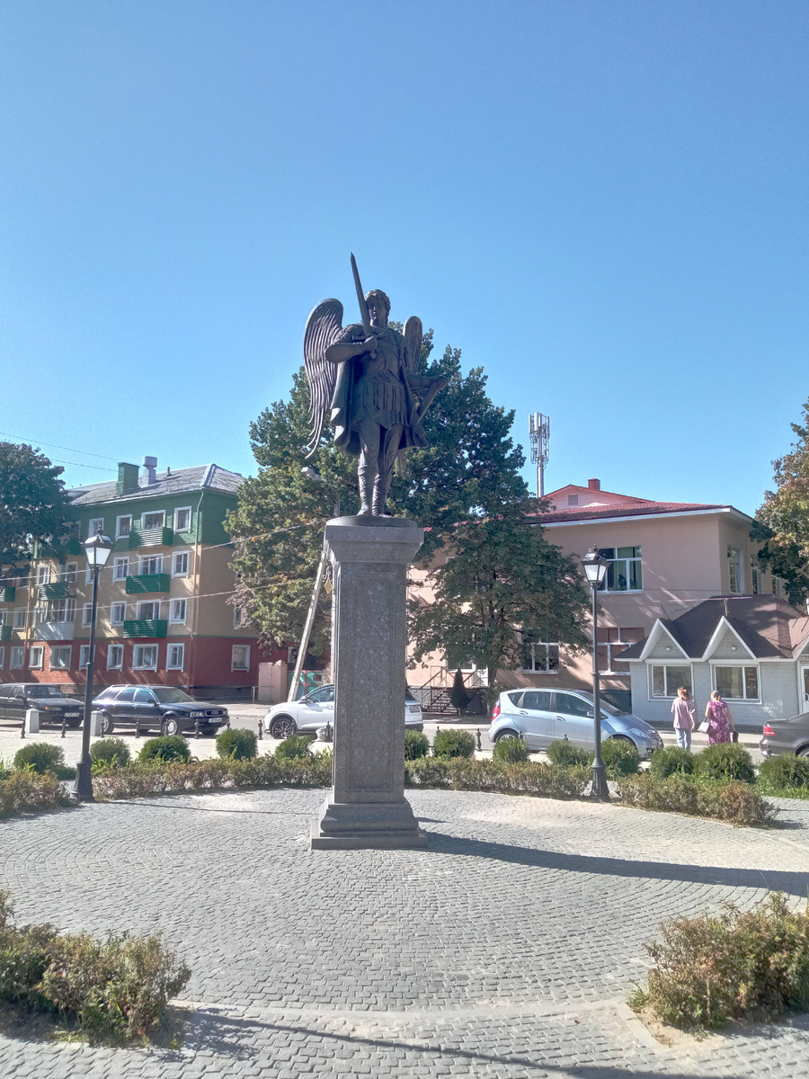 Архангел Михаил 