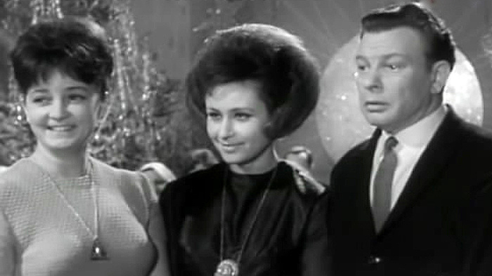 Светлана Моргунова в музыкальном ревю "В первый час", 1965 г.