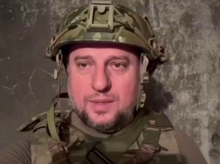 Апти алаудинова. Апти аронович алаудинов. Семья апти алаудинова. Командир ахмата апти алаудинов. Генерал чечни апти алаудинов.
