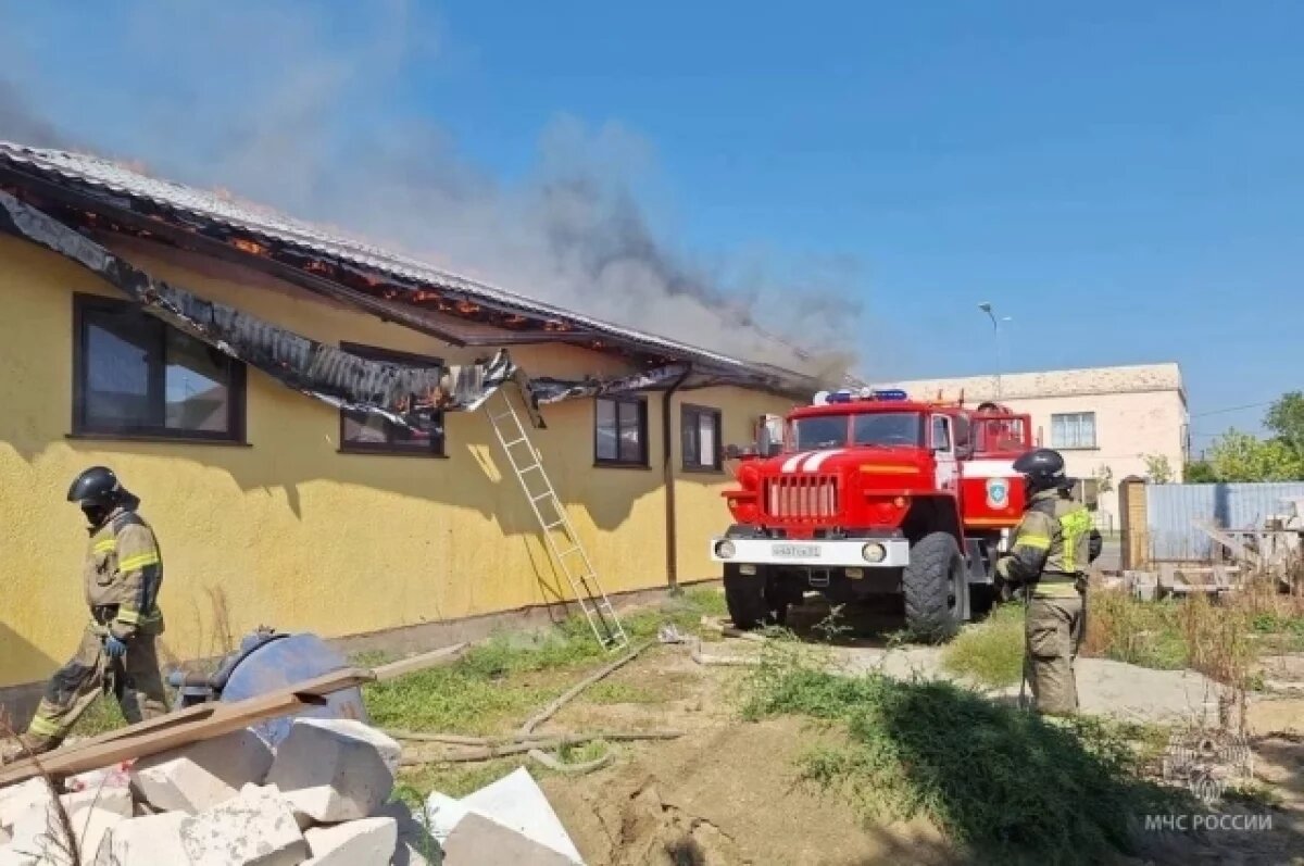    В селе Республики Адыгее горит магазин