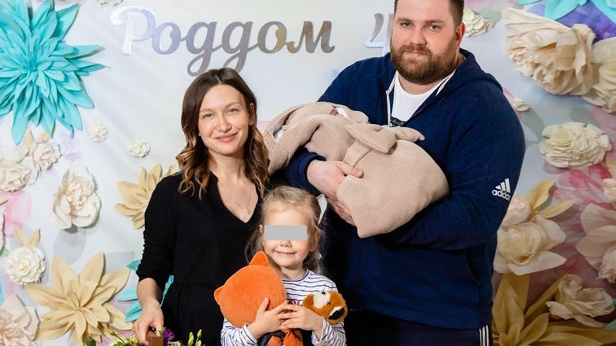 Четыре года Алёна растит детей без отца. Фото из архива героев материала.