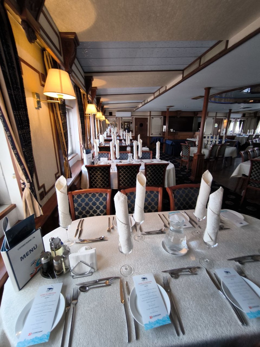 Мои фото общественных помещений на теплоходе