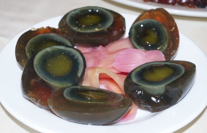 Исследуем вековые яйца!