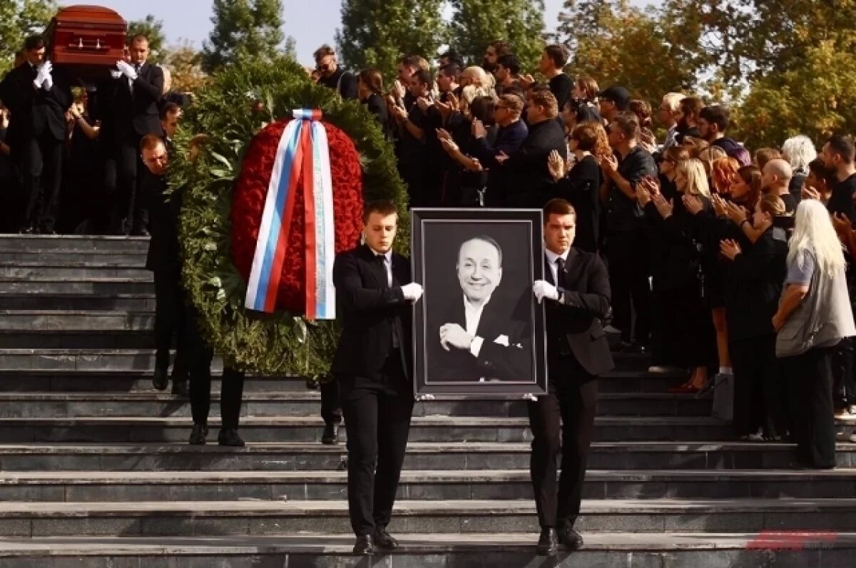    Масляков покинул свою планету.