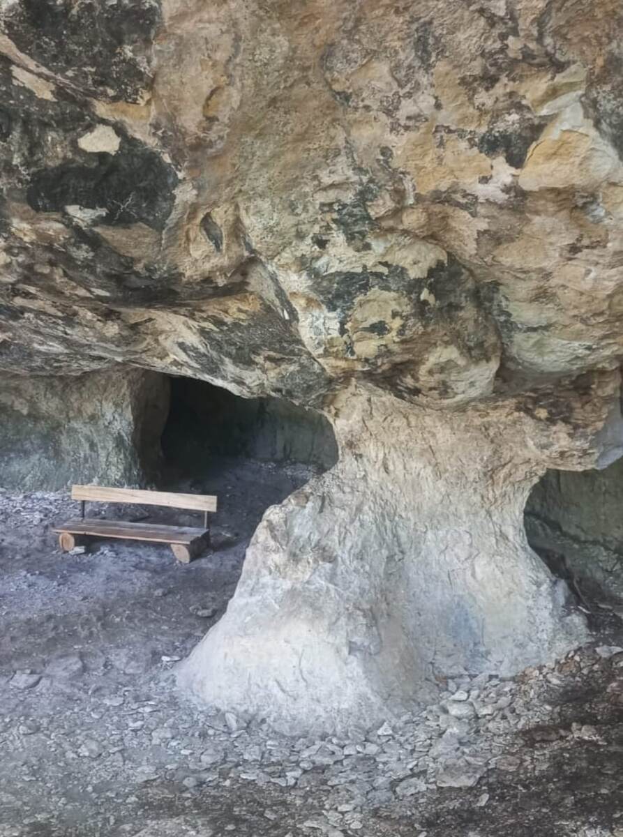 В пещере особый дух. Место силы. 