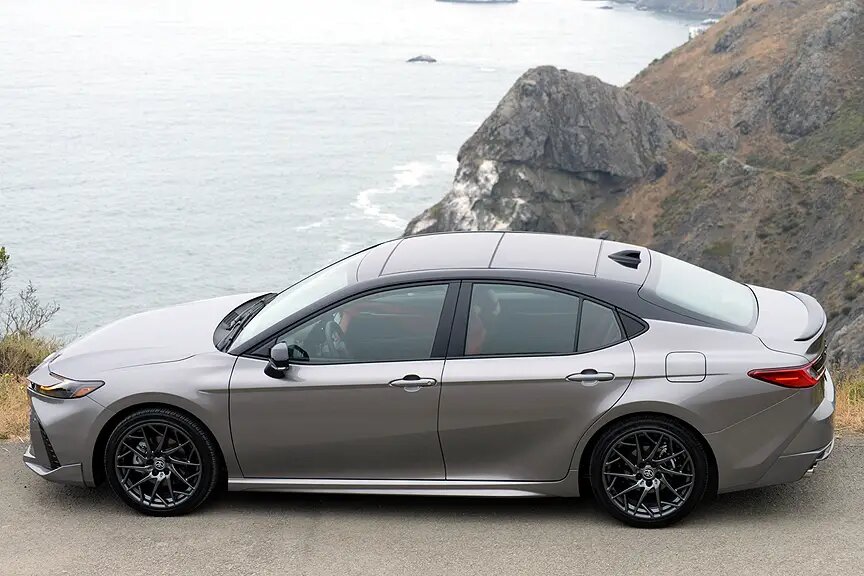 Toyota Camry XSE