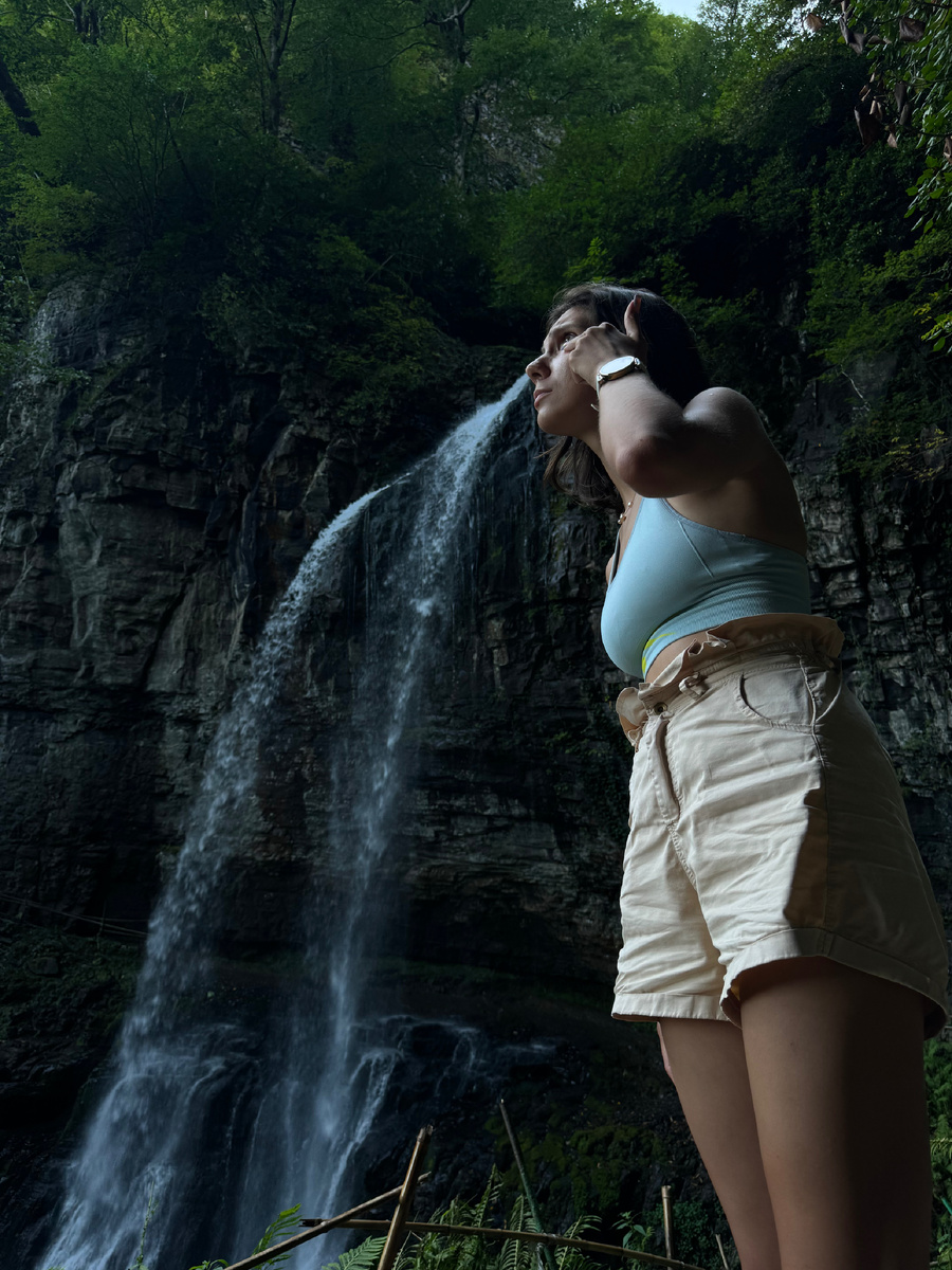 Плакали фонтанами 