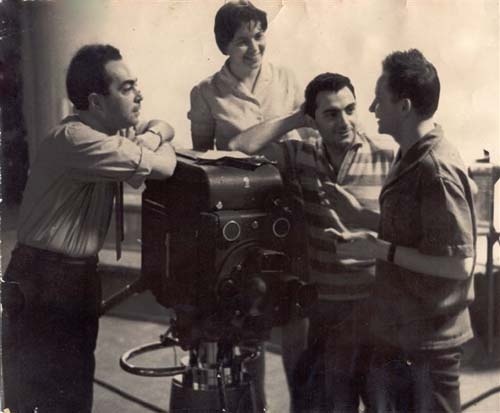 Одна из немногих фотографий, сделанная в студии записи программы.