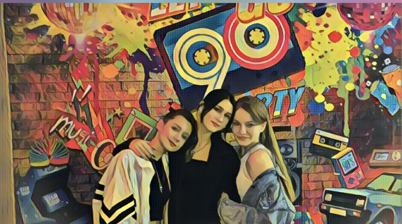 Типичные 90-е.