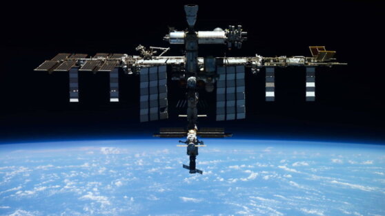    Корабль "Союз МС-26" с новым международным экипажем пристыковался к МКС Роман Захаров