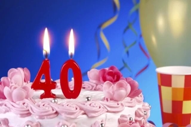    Праздновать день рождения в 40 лет нельзя женщинам или мужчинам?