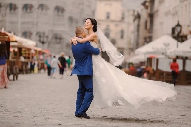    Откуда пошли слова «жених» и «невеста»?