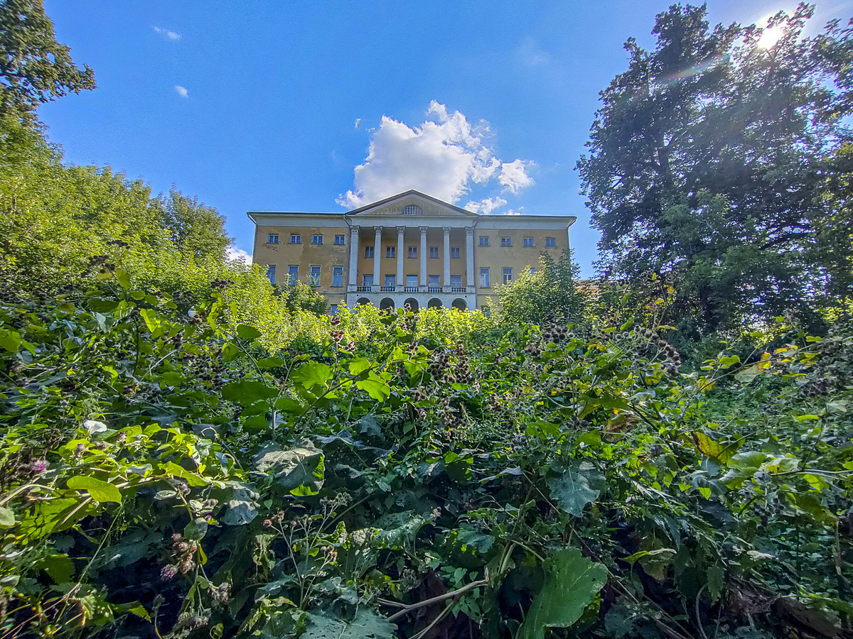 Это по пути встретилось