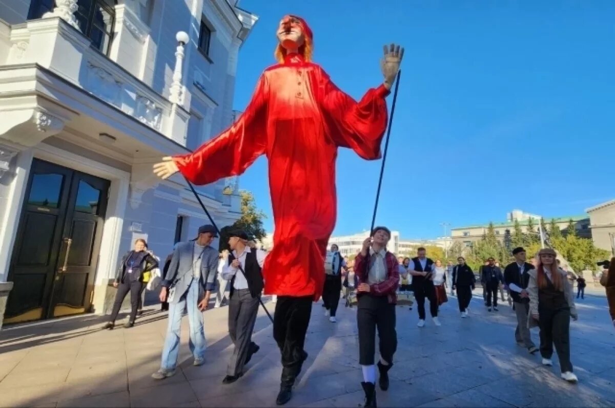    В Екатеринбурге начался фестиваль театров кукол «Петрушка Великий»