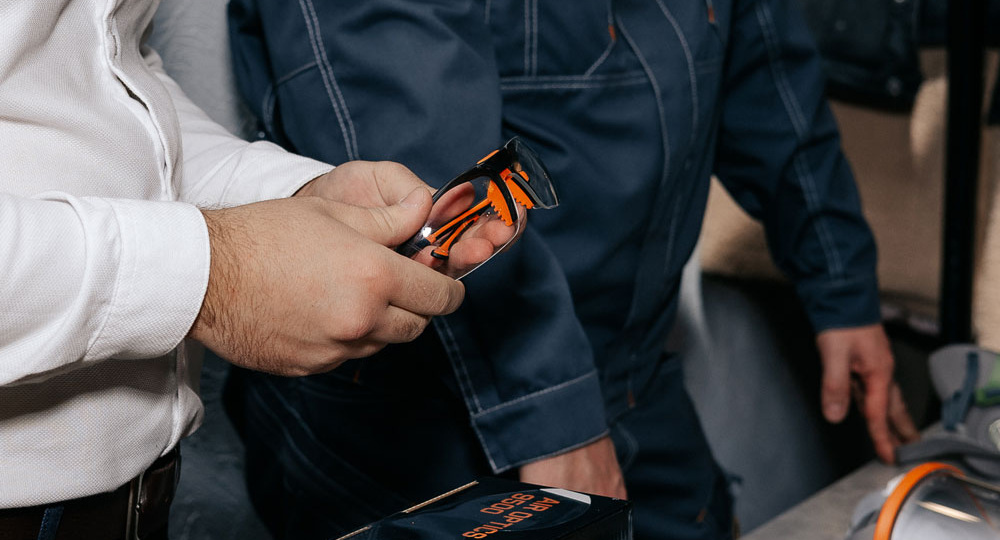 Как выбрать защитные очки❓