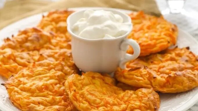 Сначала вышло нечто невразумительное. Тыква толком не пропеклась, получилась полусырой и твердой. 