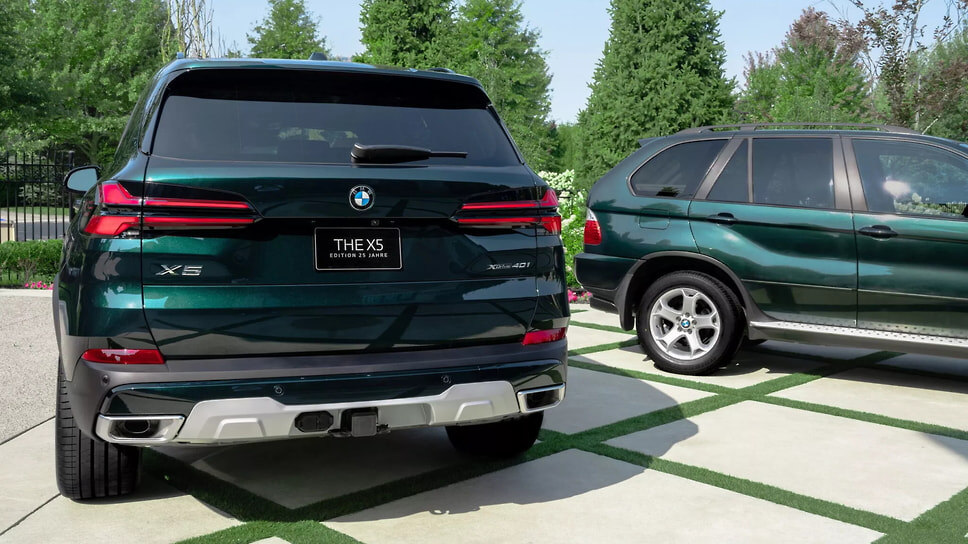 Фото: BMW📷BMW X5 Edition 25 Jahre и BMW X5 1999 года