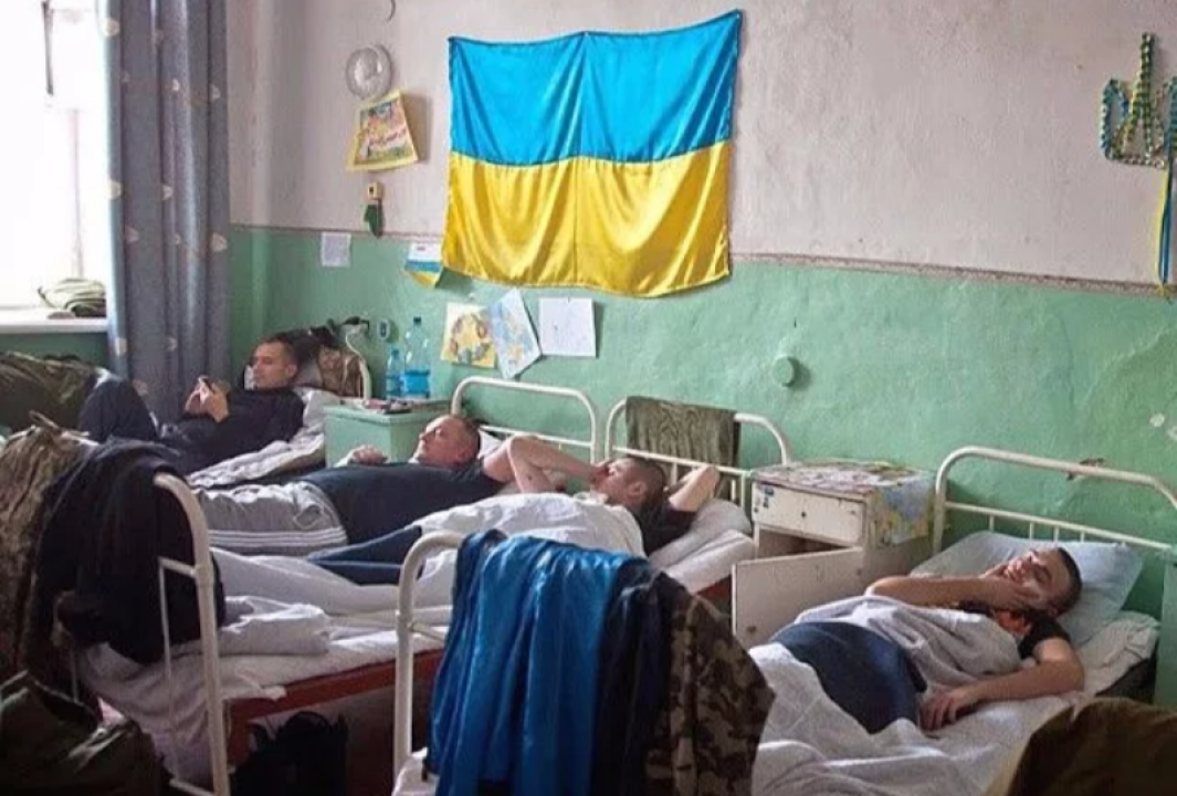    CNN: в больницах Украины не хватает мест для размещения раненых военных