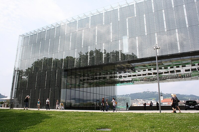 Фото из Википедии