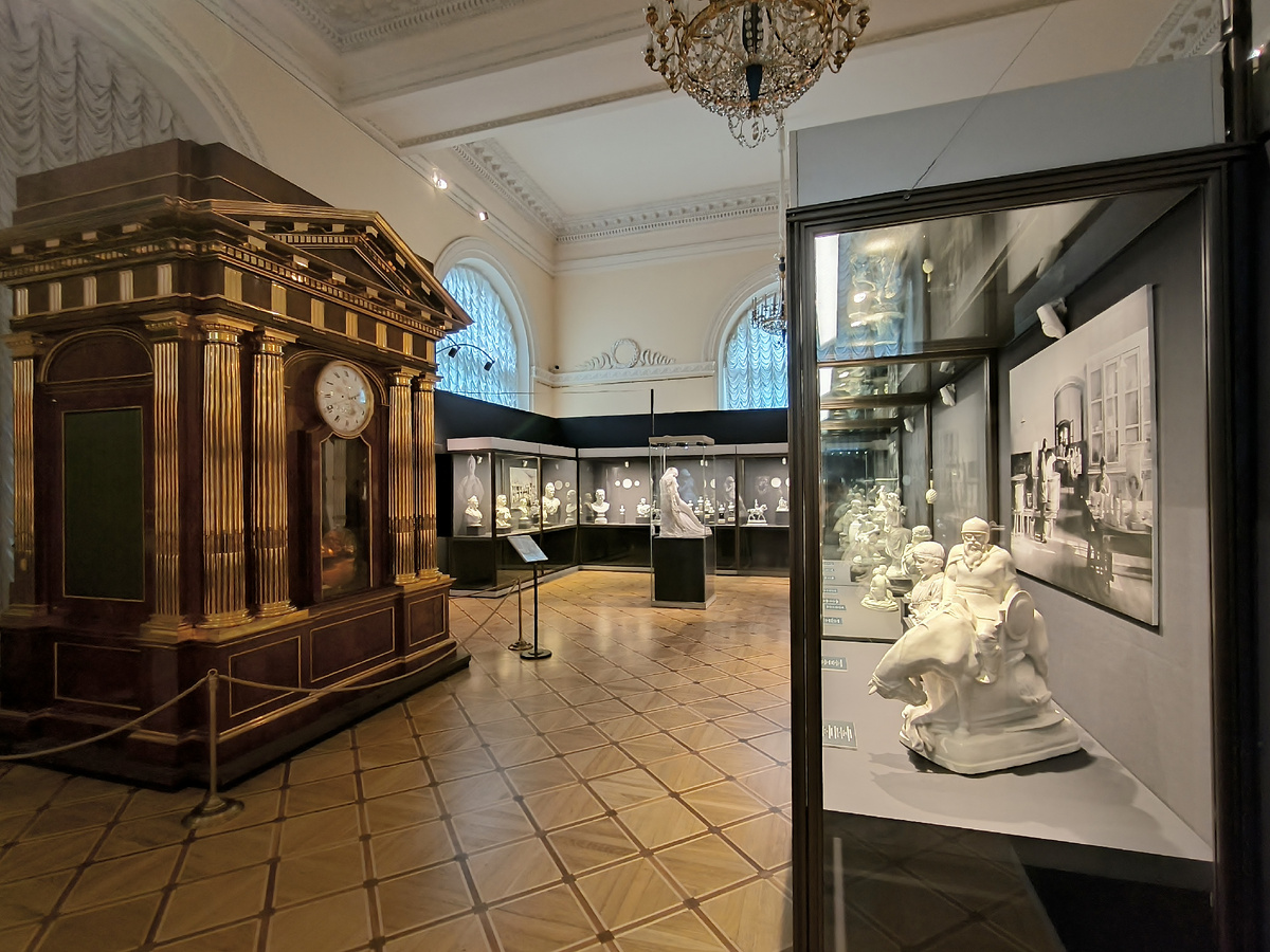 Выставочный зал Восточной галереи, зал №152. Фото автора.