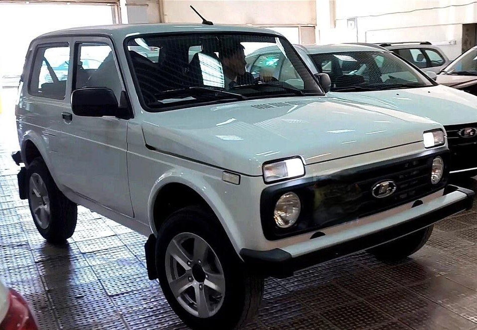 Lada Niva Legend