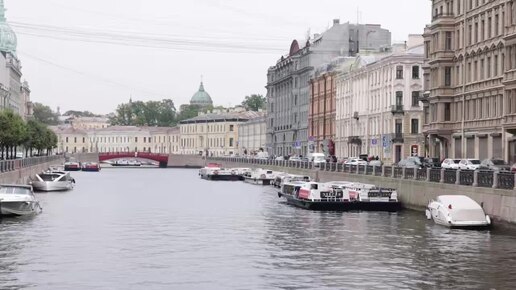 Жители и гости Петербурга отвечают на вопрос: актуально ли сегодня для него звание культурной столицы России?