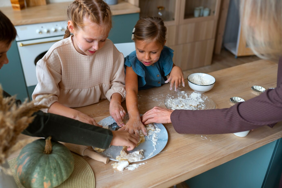 Совместные занятия также помогают родителям чувствовать себя увереннее в роли воспитателей